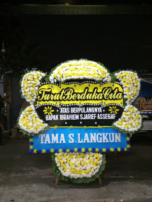 Papan Bunga Duka di Cipedak